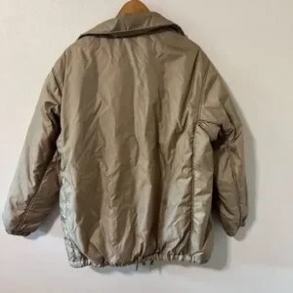 Aritzia TNA Coaches Jacket Beige Vegan Down Puffer Longline Ripstop Snap-2/M - Picture 2 of 3